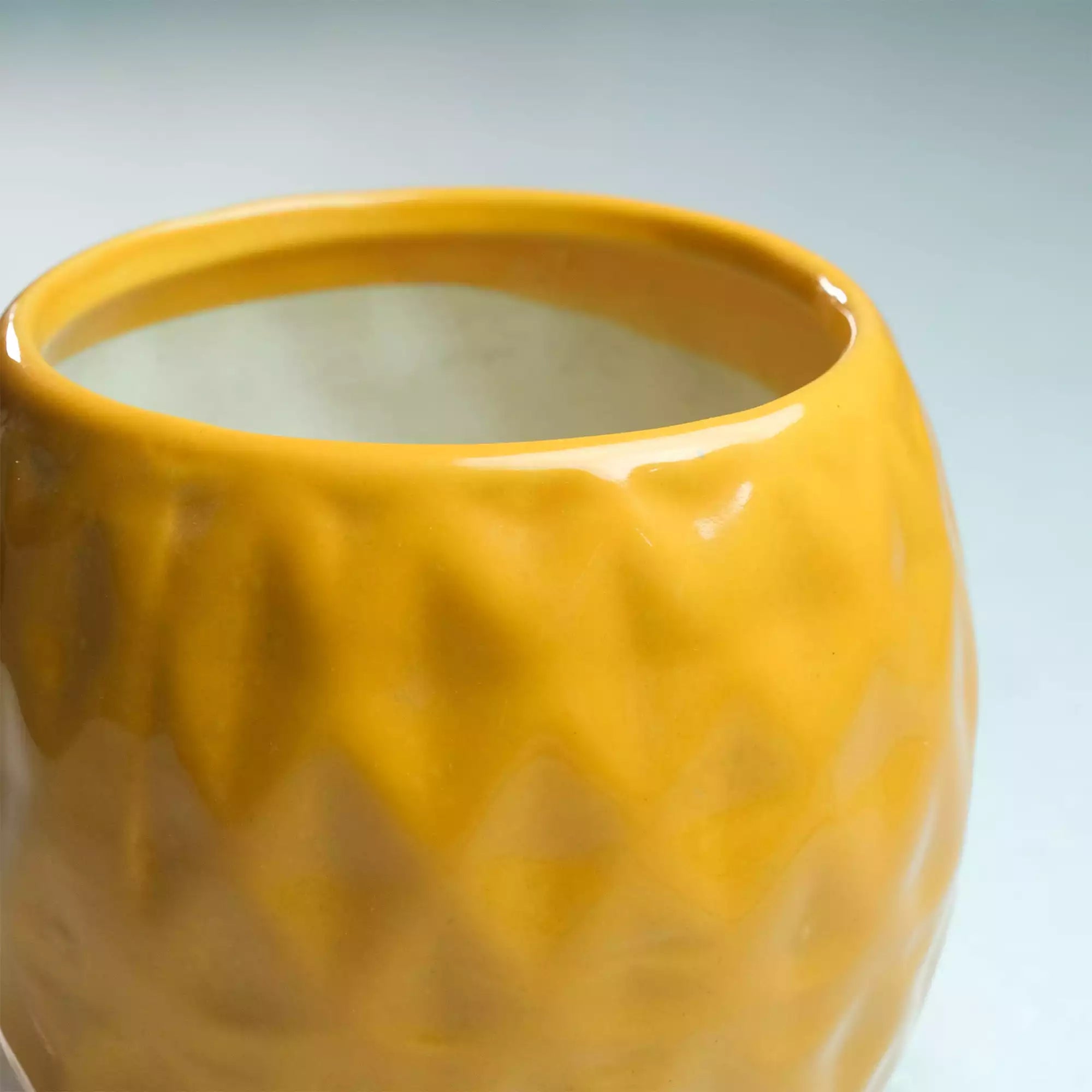 Honeycomb Ceramic Pot